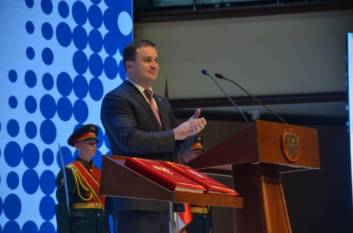Виталий Хоценко сегодня официально вступил в должность губернатора Омской области