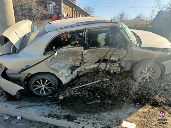 В ДТП на улице Жукова пострадало два человека