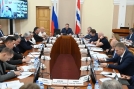 В Омской области обсудили актуальные вопросы региона В Омской области обсудили актуальные вопросы региона