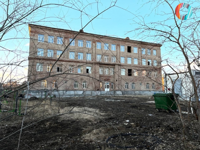 В Омске не нашли подрядчика для ремонта гимназии №88