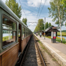 В Омской области с рельсов сошли два груженых вагона В Омской области с рельсов сошли два груженых вагона